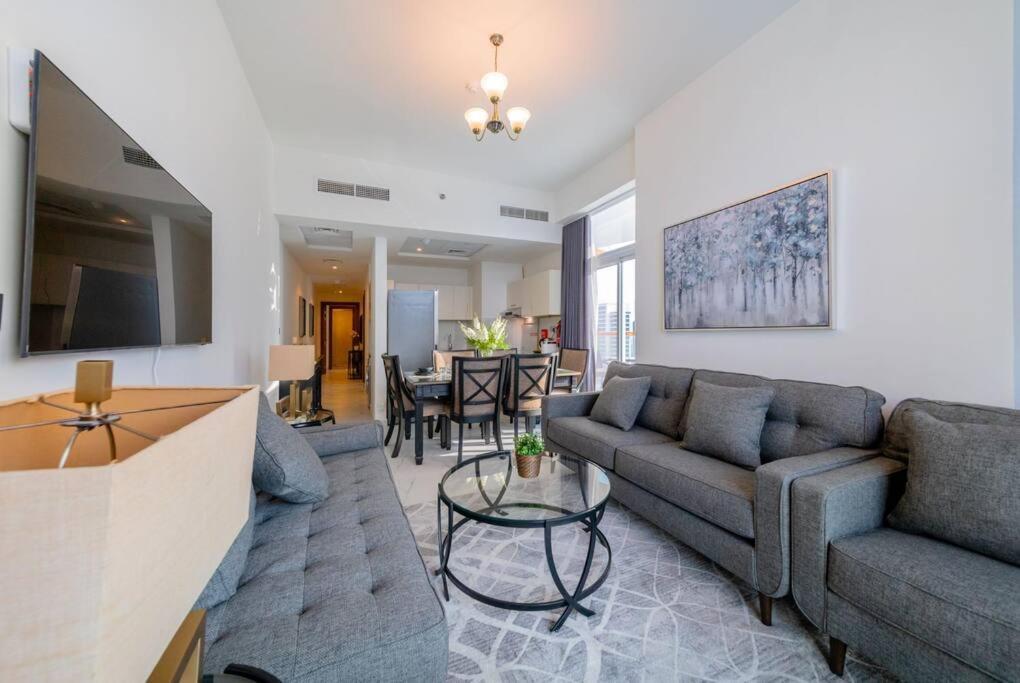 Millennium Binghatti, Business Bay - Mint Stay Dubaï Extérieur photo