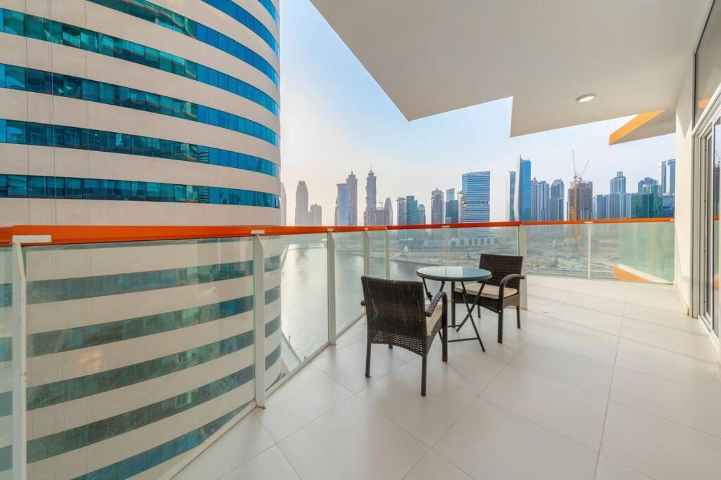 Millennium Binghatti, Business Bay - Mint Stay Dubaï Extérieur photo