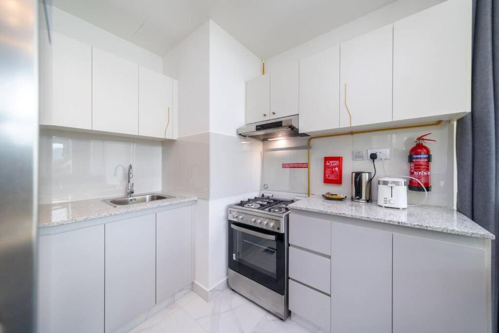 Millennium Binghatti, Business Bay - Mint Stay Dubaï Extérieur photo