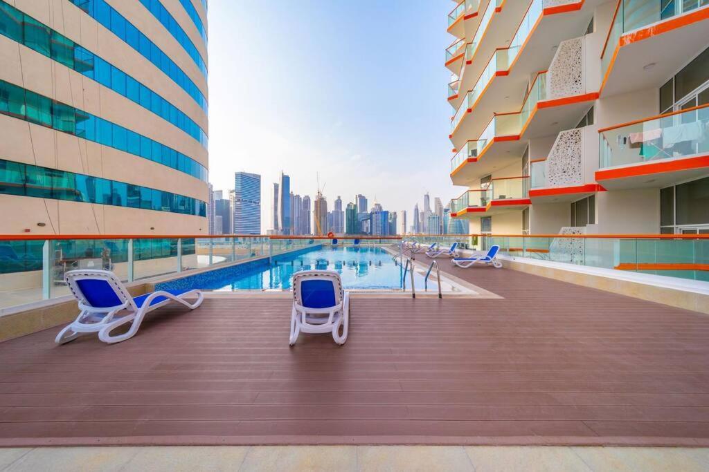 Millennium Binghatti, Business Bay - Mint Stay Dubaï Extérieur photo