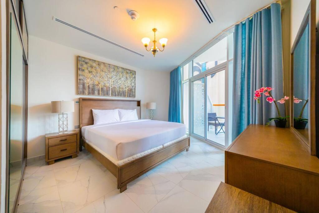 Millennium Binghatti, Business Bay - Mint Stay Dubaï Extérieur photo
